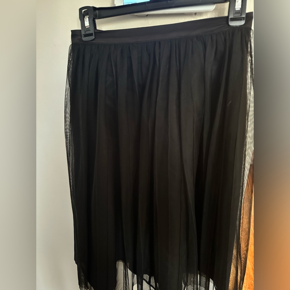 Gently Used Bebe Tulle Skirt